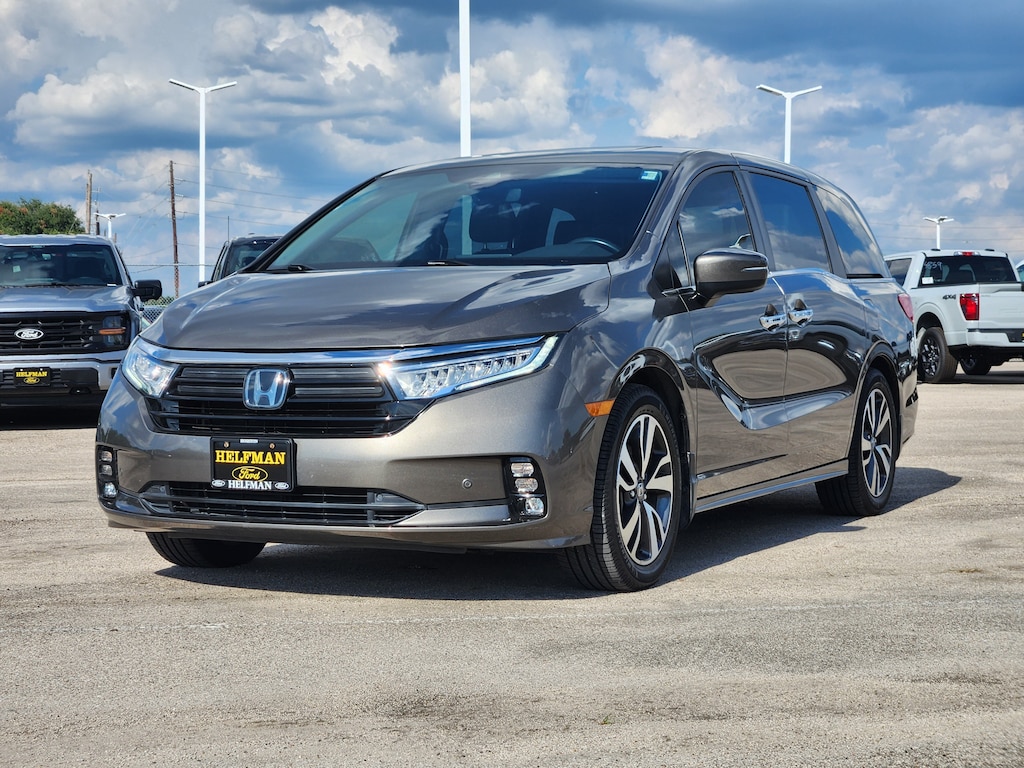 Used 2022 Honda Odyssey Touring Van