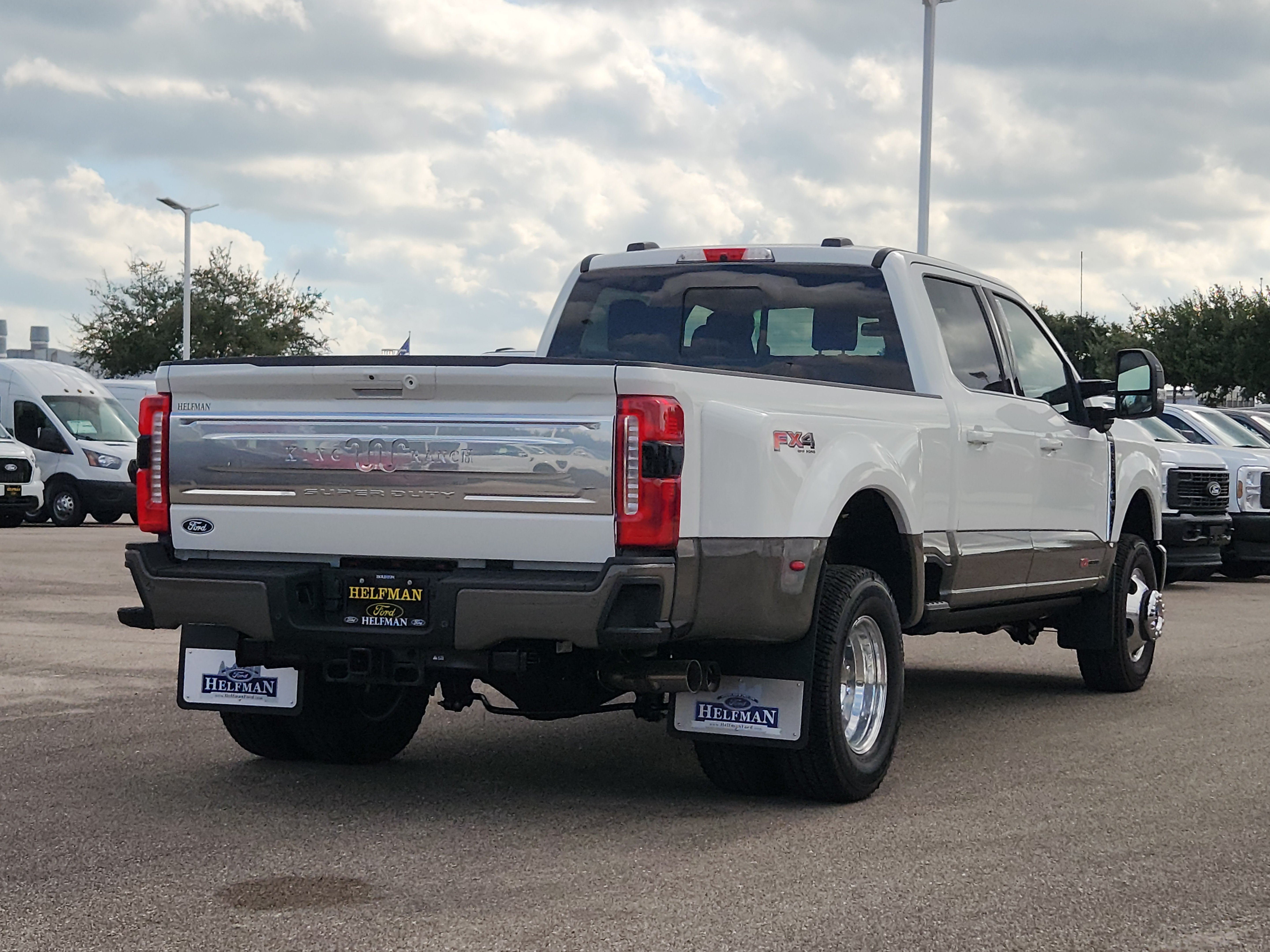 New 2027 Ford Super Duty F-350® King Ranch® TRUCK