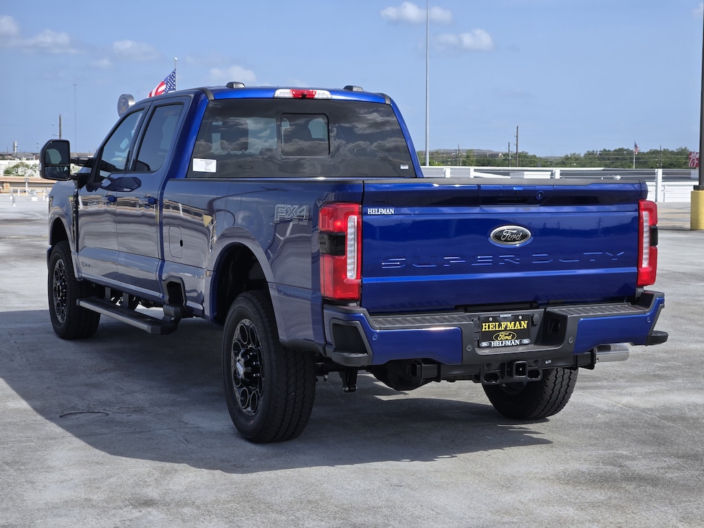 New 2026 Ford Super Duty F-350® Lariat® TRUCK