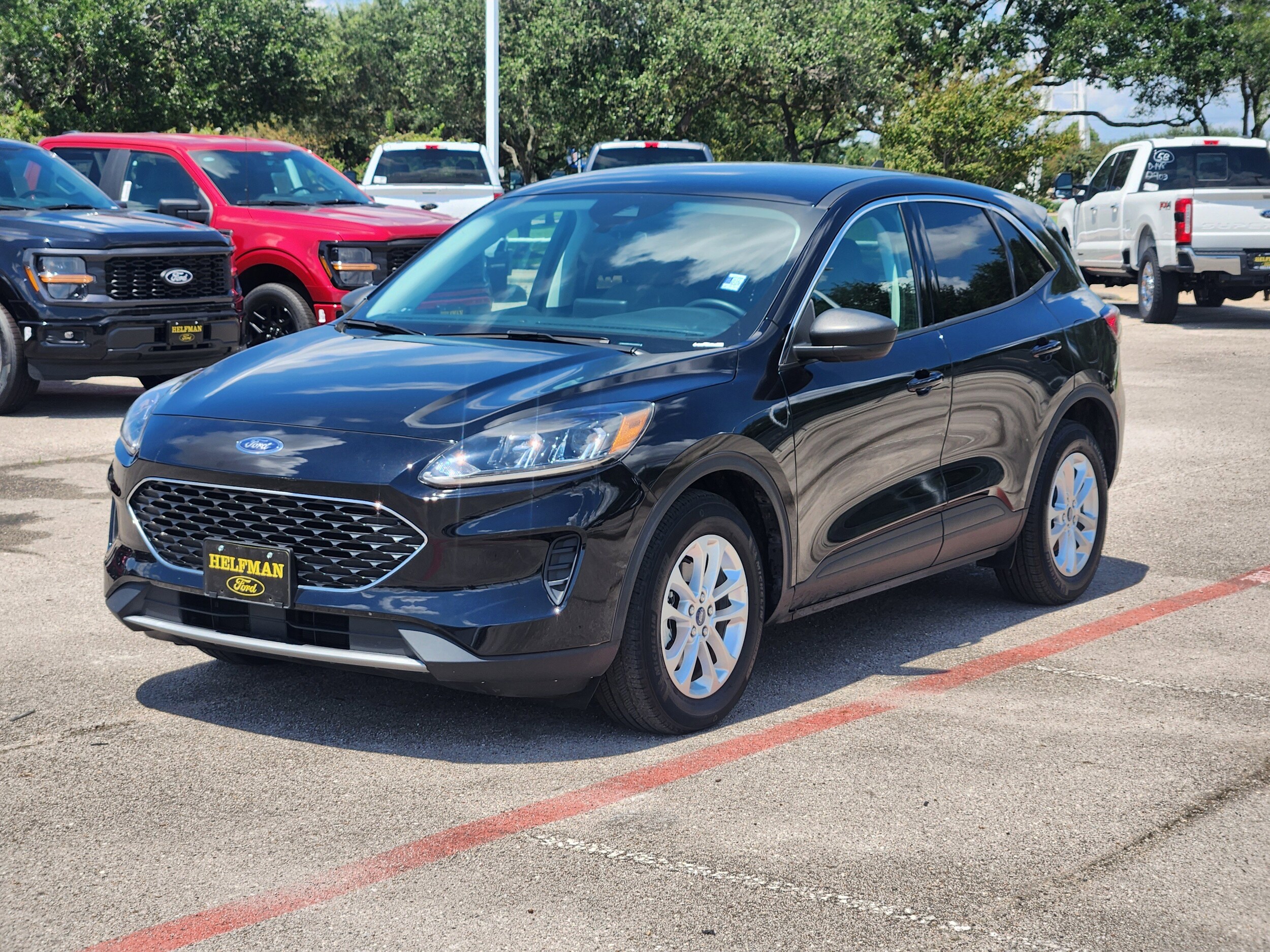 2022 Ford Escape SE Hybrid photo 2