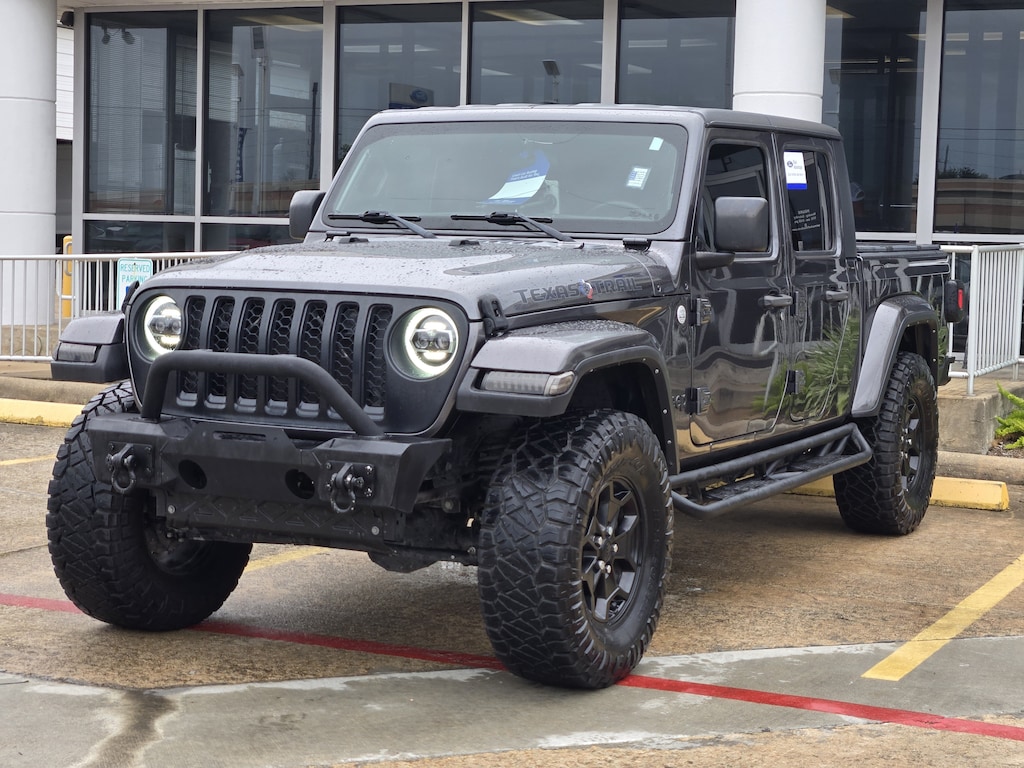 Used 2022 Jeep Gladiator Texas Trail Truck Crew Cab
