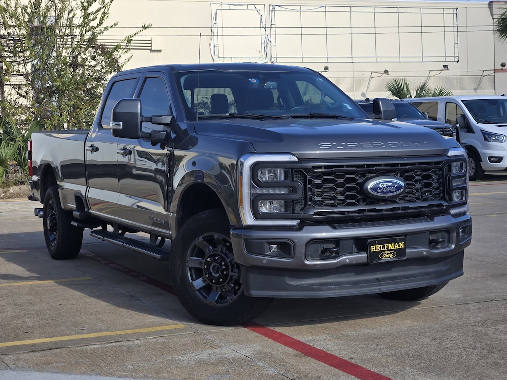 Used 2023 Ford F-350 Lariat Truck Crew Cab