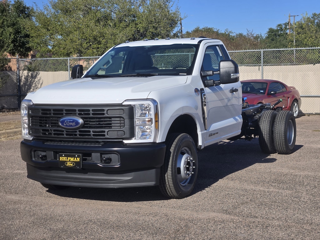 New 2026 Ford Chassis Cab F-350 XL TRUCK
