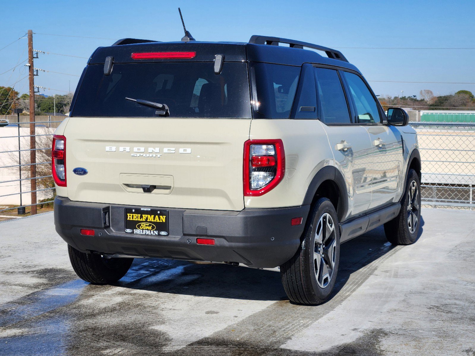 2024 Ford Bronco Sport Outer Banks photo 4
