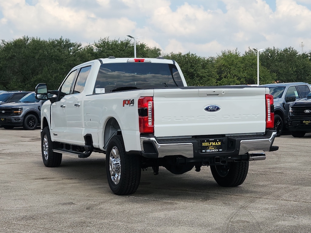 New 2026 Ford Super Duty F-350® Lariat® TRUCK