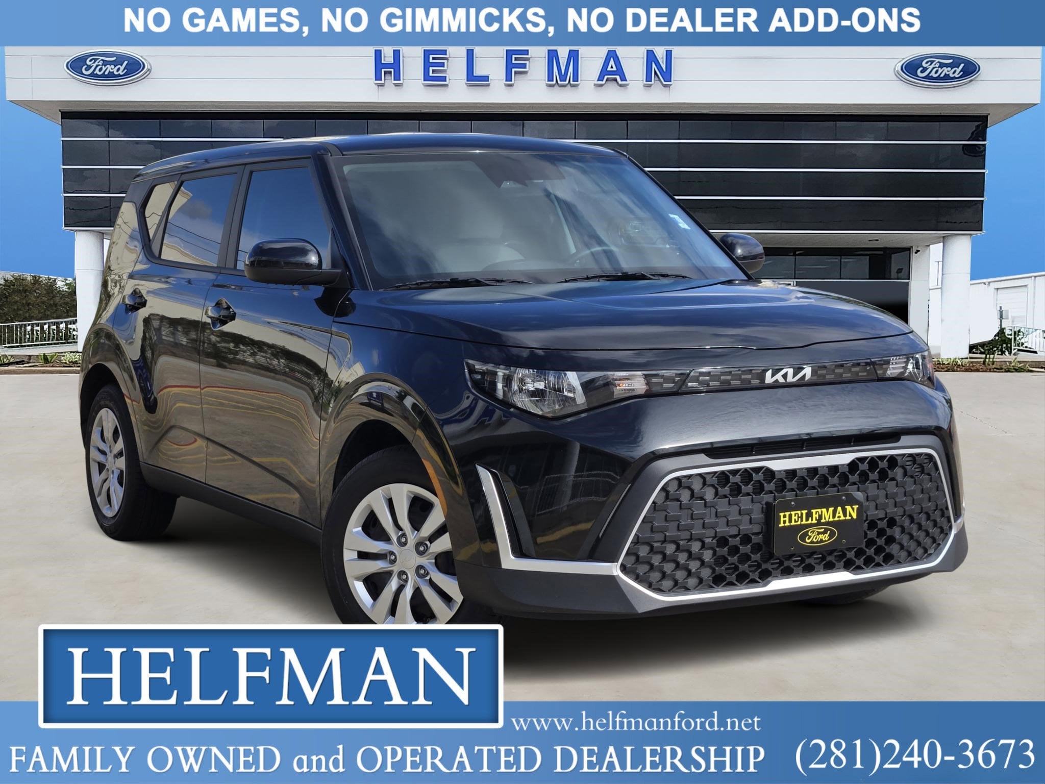 2025 Kia Soul LX's photo