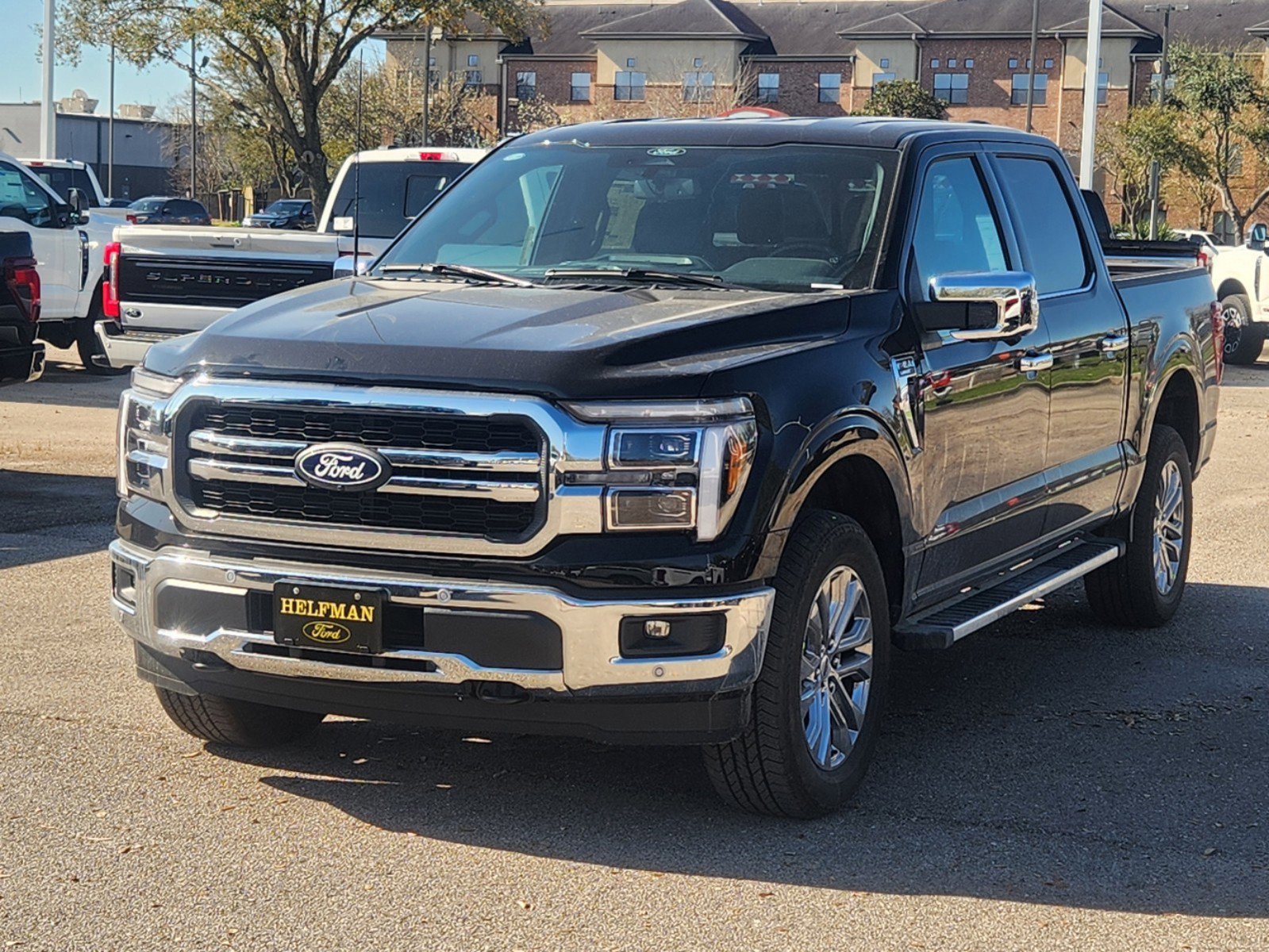 2025 Ford F-150 Lariat photo 2