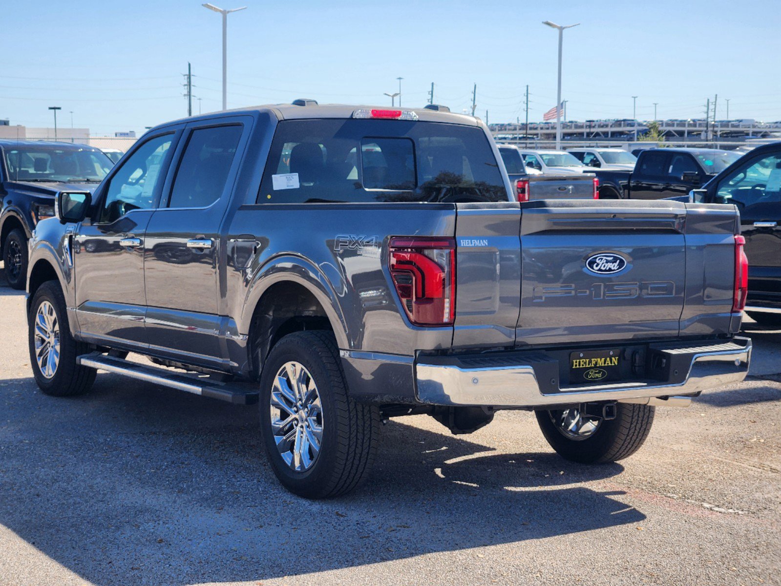 2025 Ford F-150 Lariat photo 4