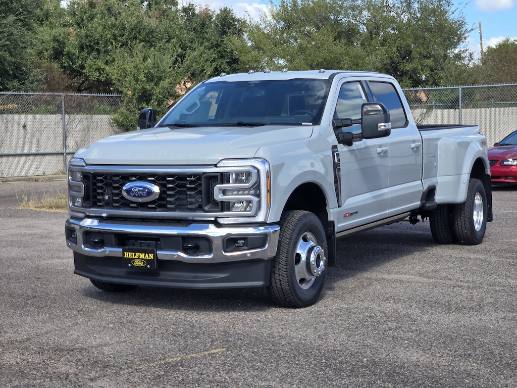 New 2026 Ford Super Duty F-350 Lariat TRUCK