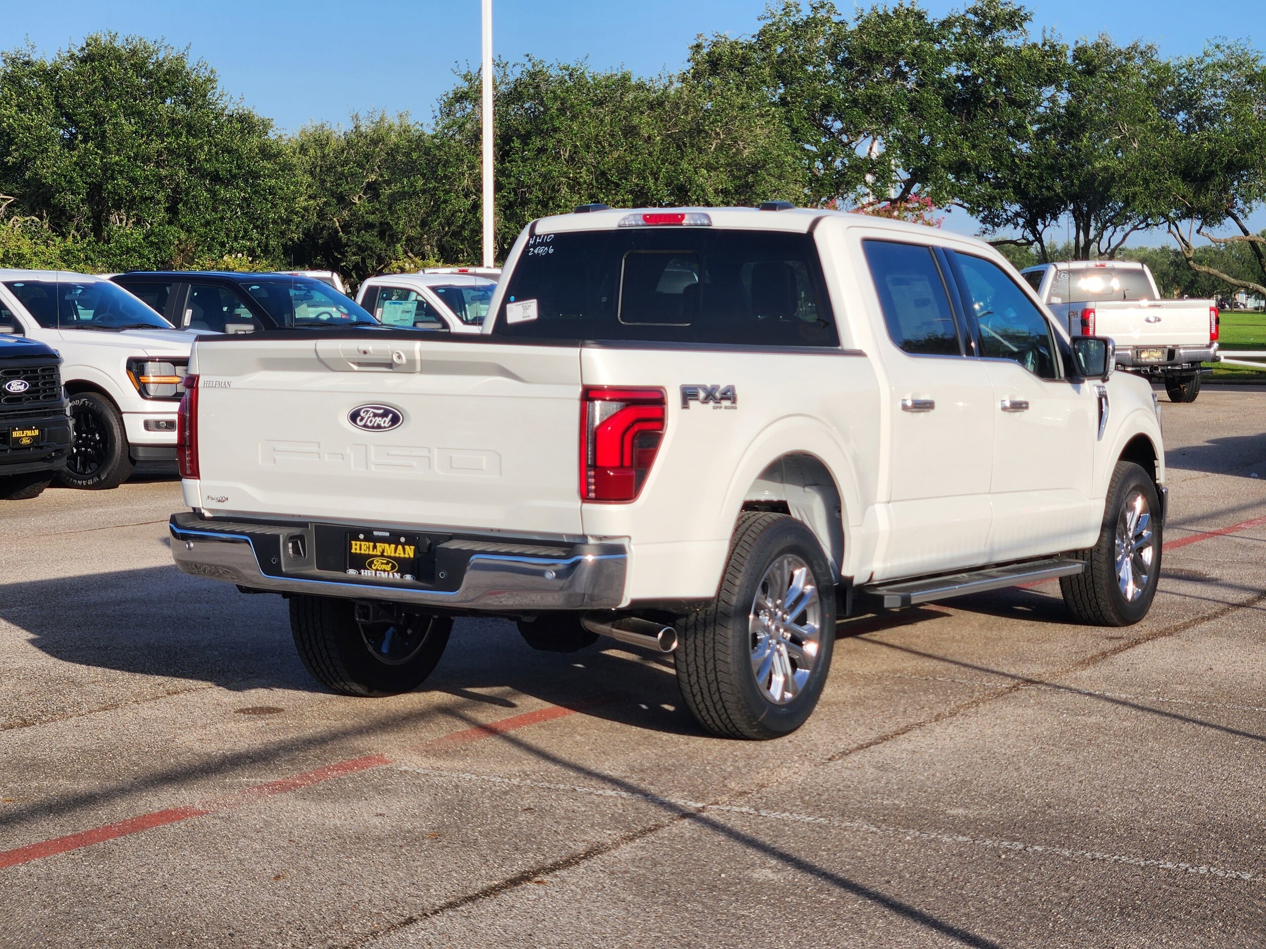 2025 Ford F-150 Lariat photo 2