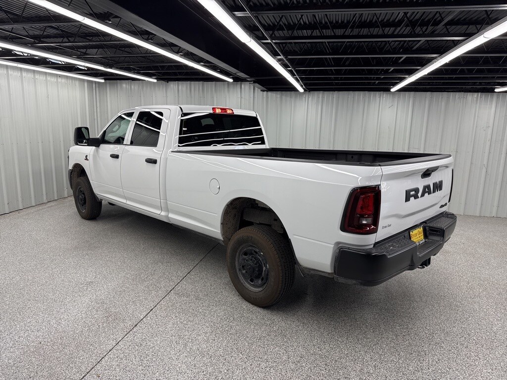 2025 Ram 2500 Tradesman photo 3