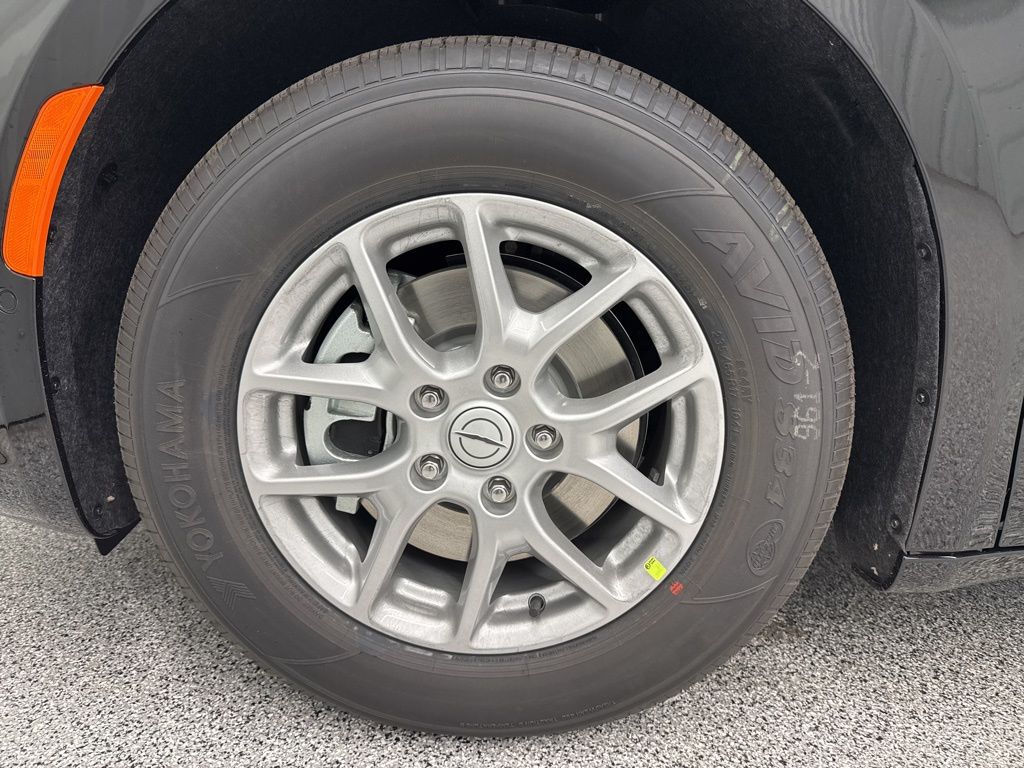 2026 Chrysler Pacifica Select - Photo 10