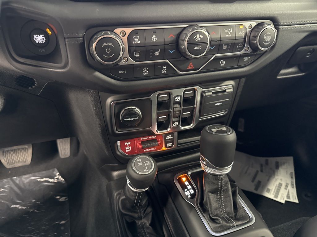 2025 Jeep Wrangler 4-Door Rubicon X - Photo 22
