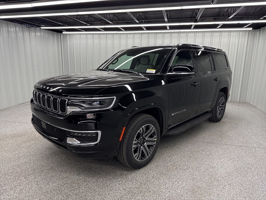 2025 Jeep Wagoneer Base photo 2