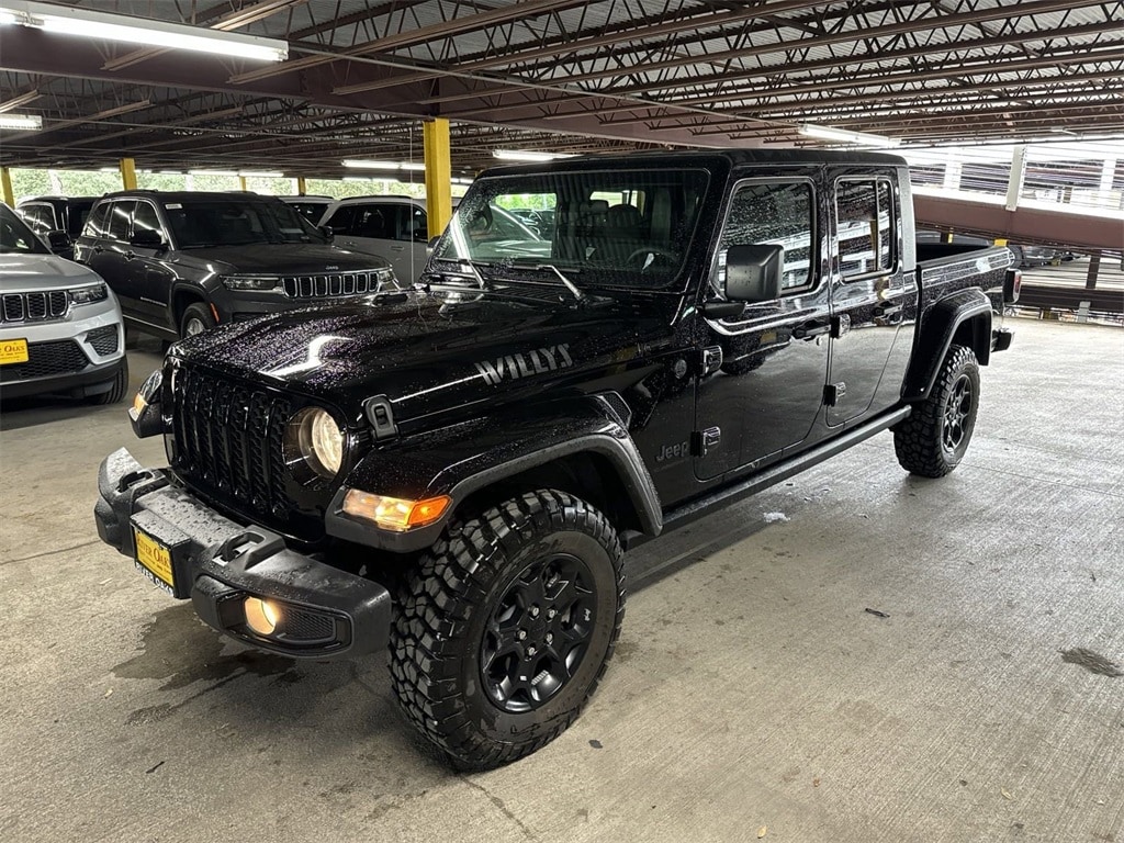 Used 2023 Jeep Gladiator WILLYS with VIN 1C6HJTAG7PL590016 for sale in Houston, TX