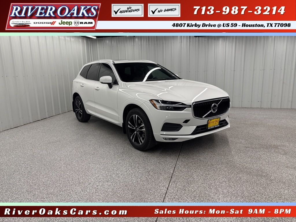 2021 Volvo XC60 T5 Momentum AWD's photo