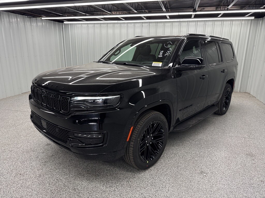 2025 Jeep Wagoneer Carbide photo 2