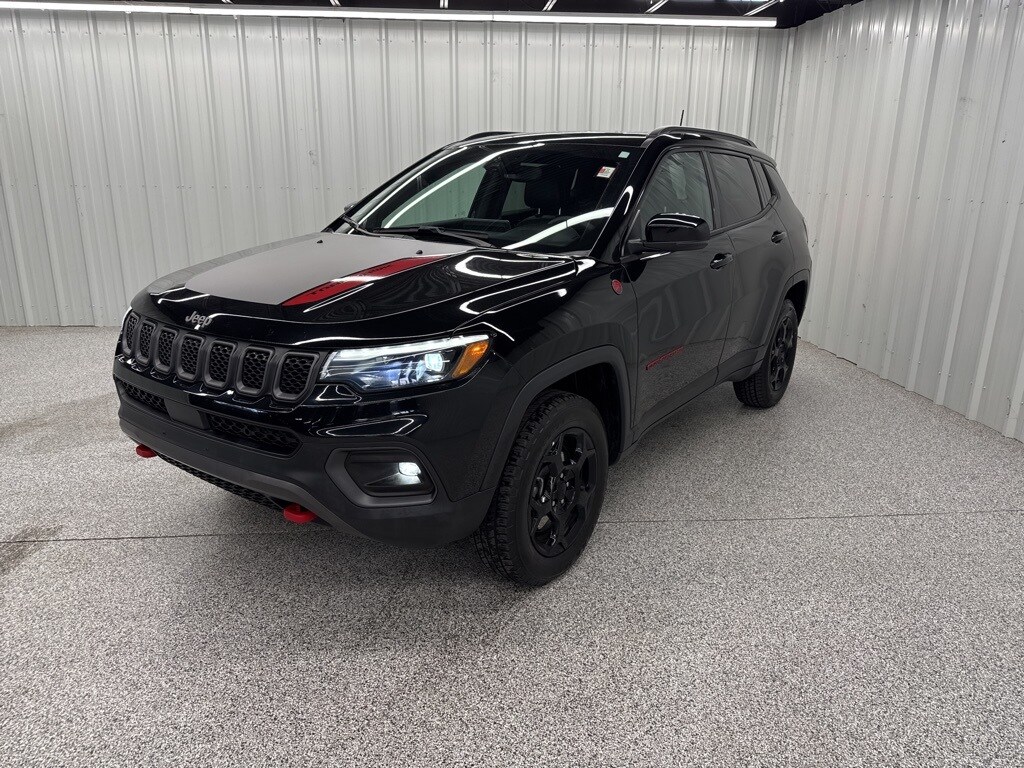 2023 Jeep Compass Trailhawk photo 3