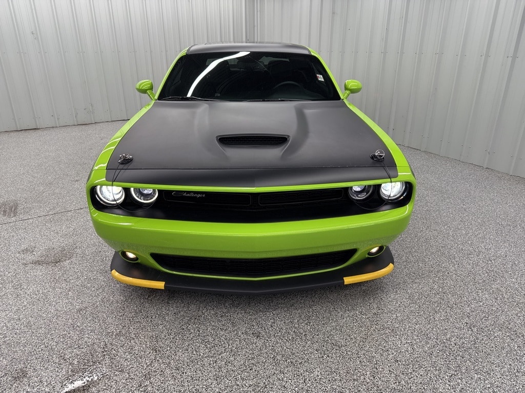 Used 2023 Dodge Challenger R/T with VIN 2C3CDZFJ6PH688828 for sale in Houston, TX
