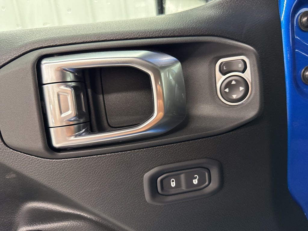2025 Jeep Wrangler 2-Door Sport S - Photo 15