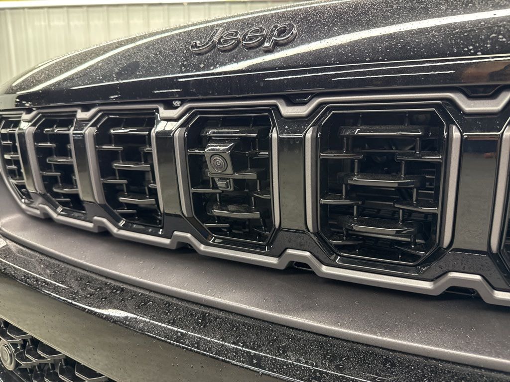 New 2026 Jeep Grand Cherokee LIMITED RESERVE 4X4 Sport Utility