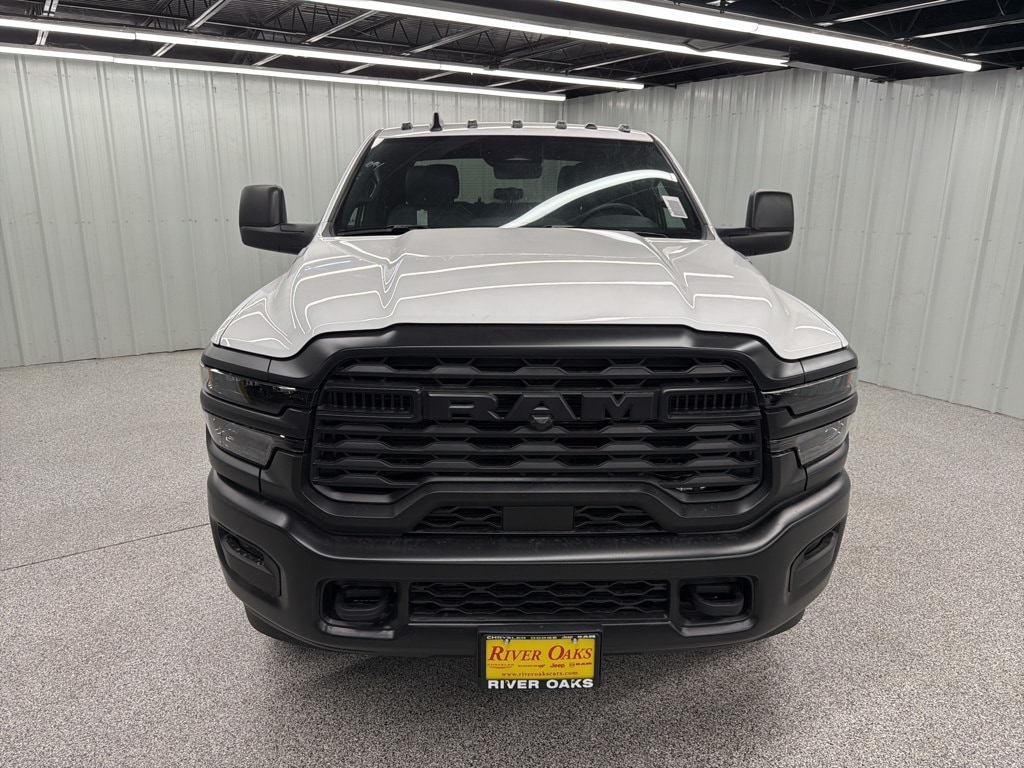 New 2025 Ram 2500 TRADESMAN CREW CAB 4X4 8' BOX Pickup