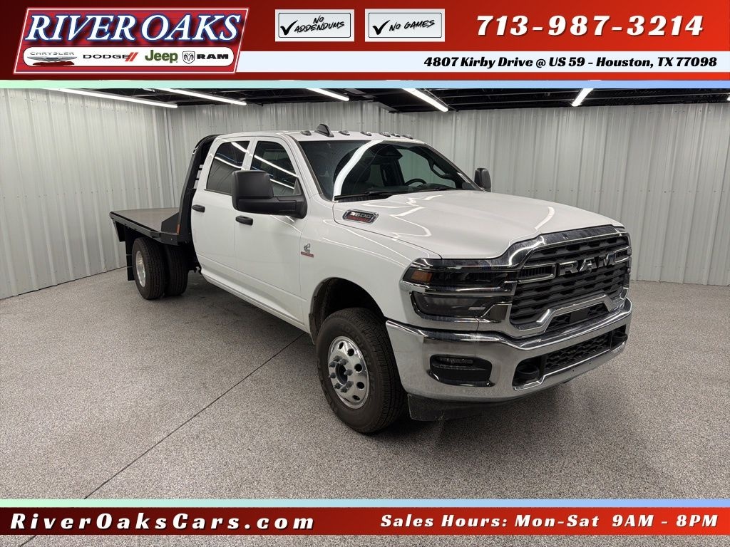 New 2026 Ram 3500 Chassis Cab TRADESMAN CREW 4X4 60' CA Pickup
