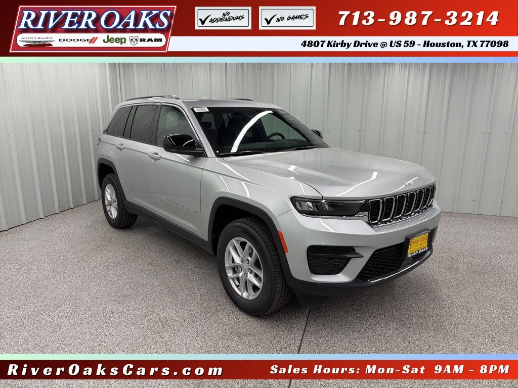 New 2026 Jeep Grand Cherokee LAREDO 4X2