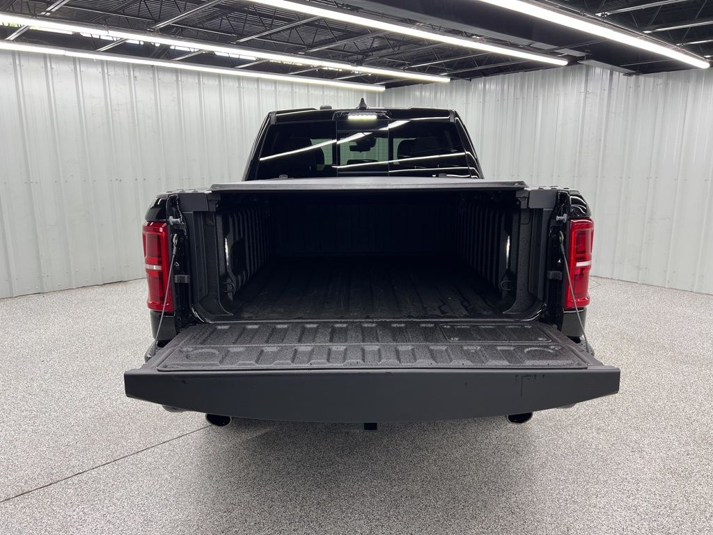 2026 RAM Ram 1500 Pickup Limited - Photo 9