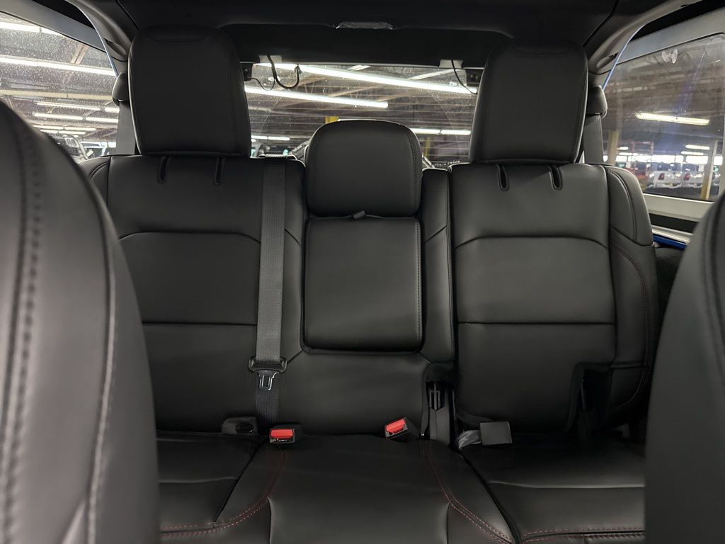 2025 Jeep Wrangler 4-Door Rubicon X - Photo 18