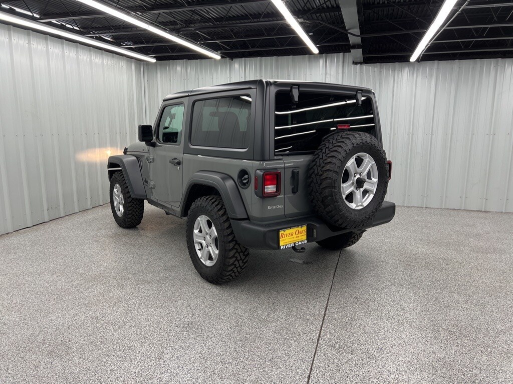 2023 Jeep Wrangler Sport S photo 4
