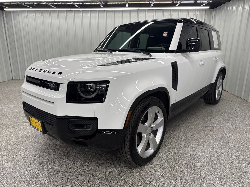 Used 2024 Land Rover Defender 110 X-Dynamic SE SUV