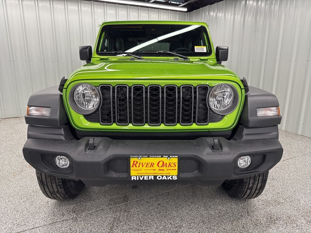2025 Jeep Wrangler Sport photo 2