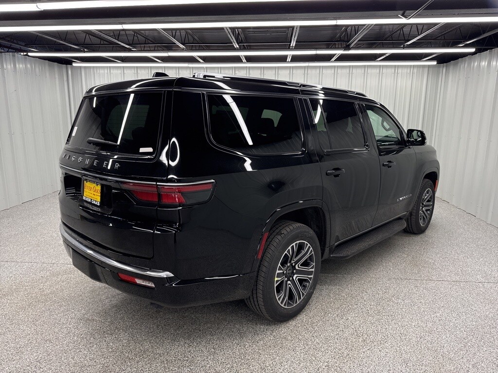 2025 Jeep Wagoneer Base photo 4
