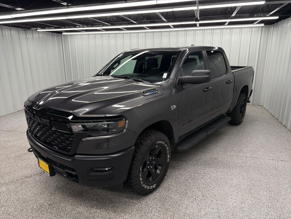 New 2026 Ram 1500 WARLOCK CREW CAB 4X4 5'7 BOX Pickup