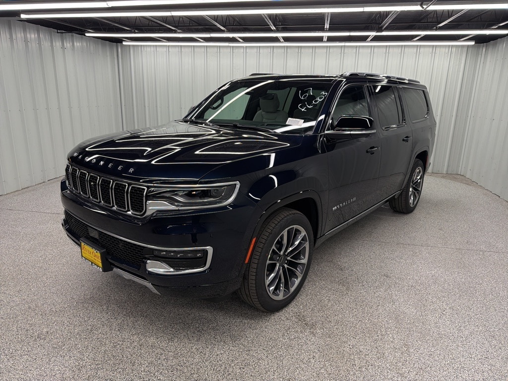 New 2025 Jeep Wagoneer L SERIES III 4X4 Sport Utility
