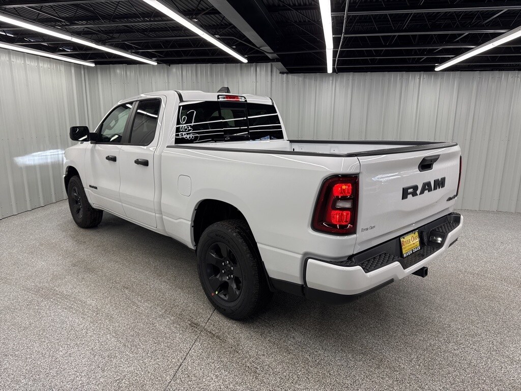 2025 Ram 1500 Tradesman photo 4