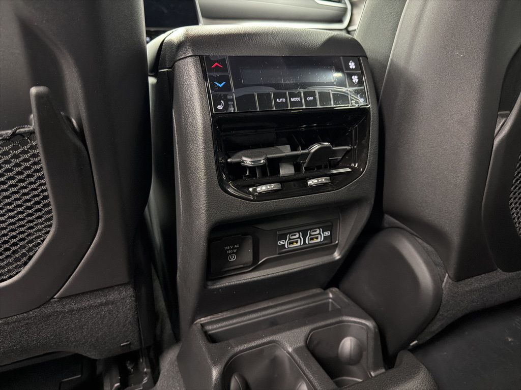 2025 Jeep Grand Cherokee L Limited - Photo 14