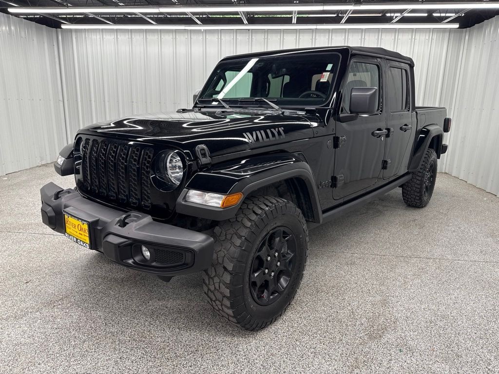 Used 2023 Jeep Gladiator Willys Truck Crew Cab
