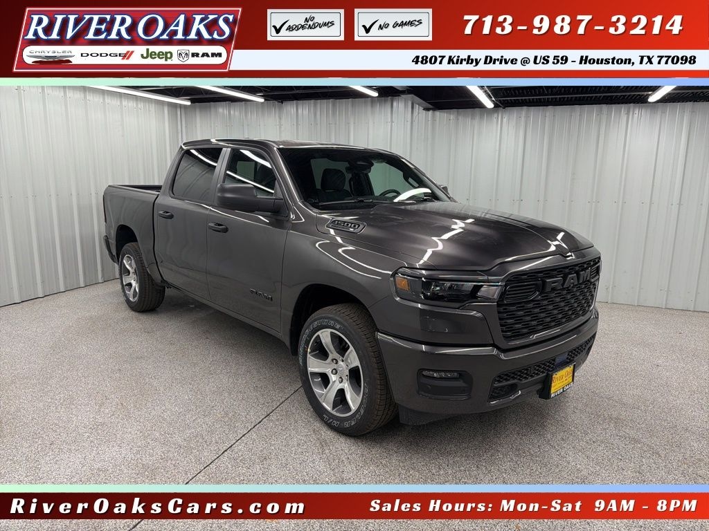 New 2026 Ram 1500 EXPRESS CREW CAB 4X2 5'7 BOX Pickup