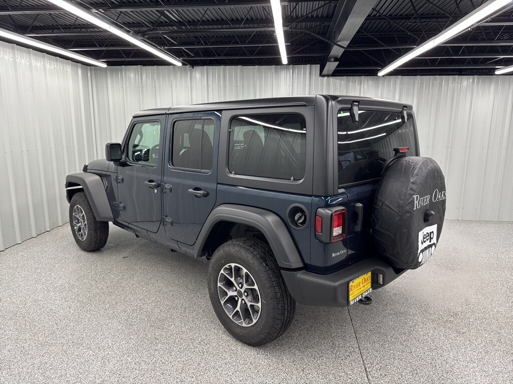 2025 Jeep Wrangler Sport photo 4