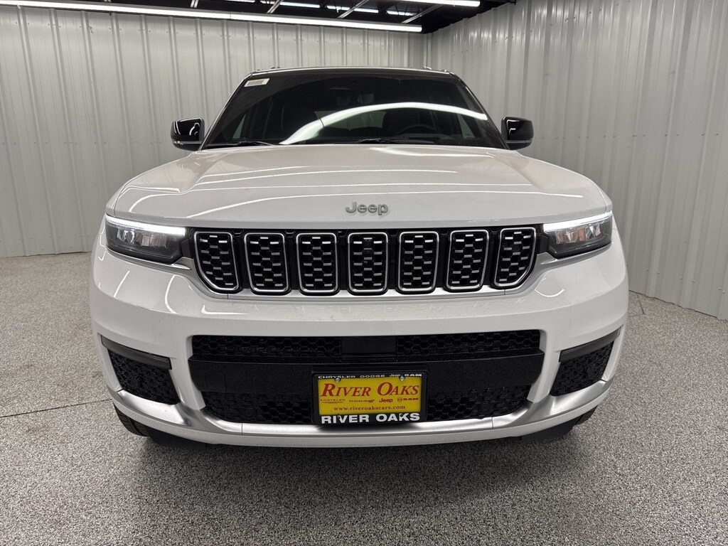 2025 Jeep Grand Cherokee L Summit Reserve photo 2