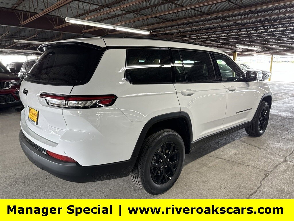 2024 Jeep Grand Cherokee Altitude photo 4