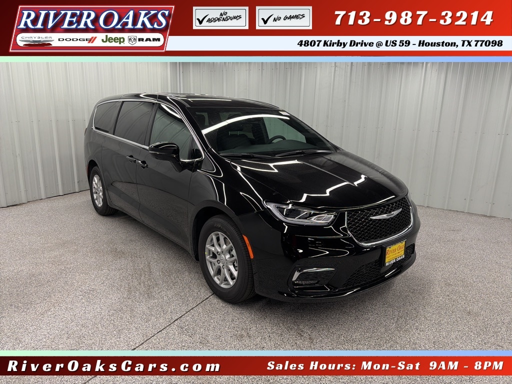 2026 Chrysler Pacifica Passenger Van 