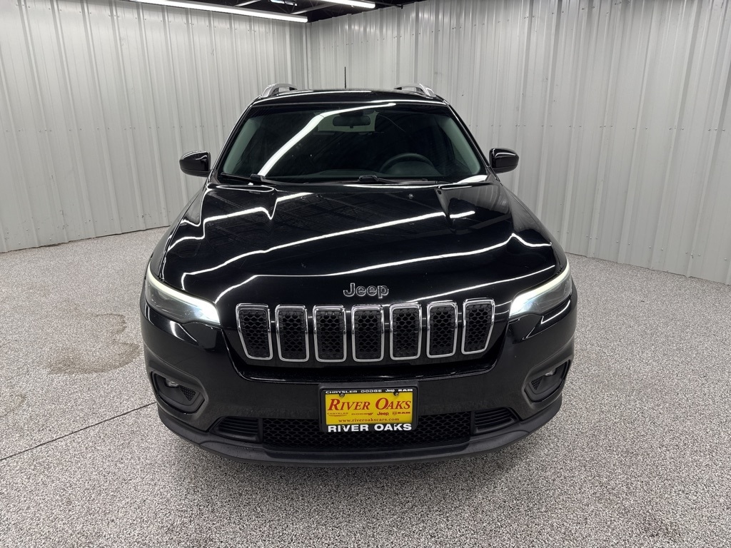 Used 2019 Jeep Cherokee Latitude with VIN 1C4PJLCXXKD241288 for sale in Houston, TX