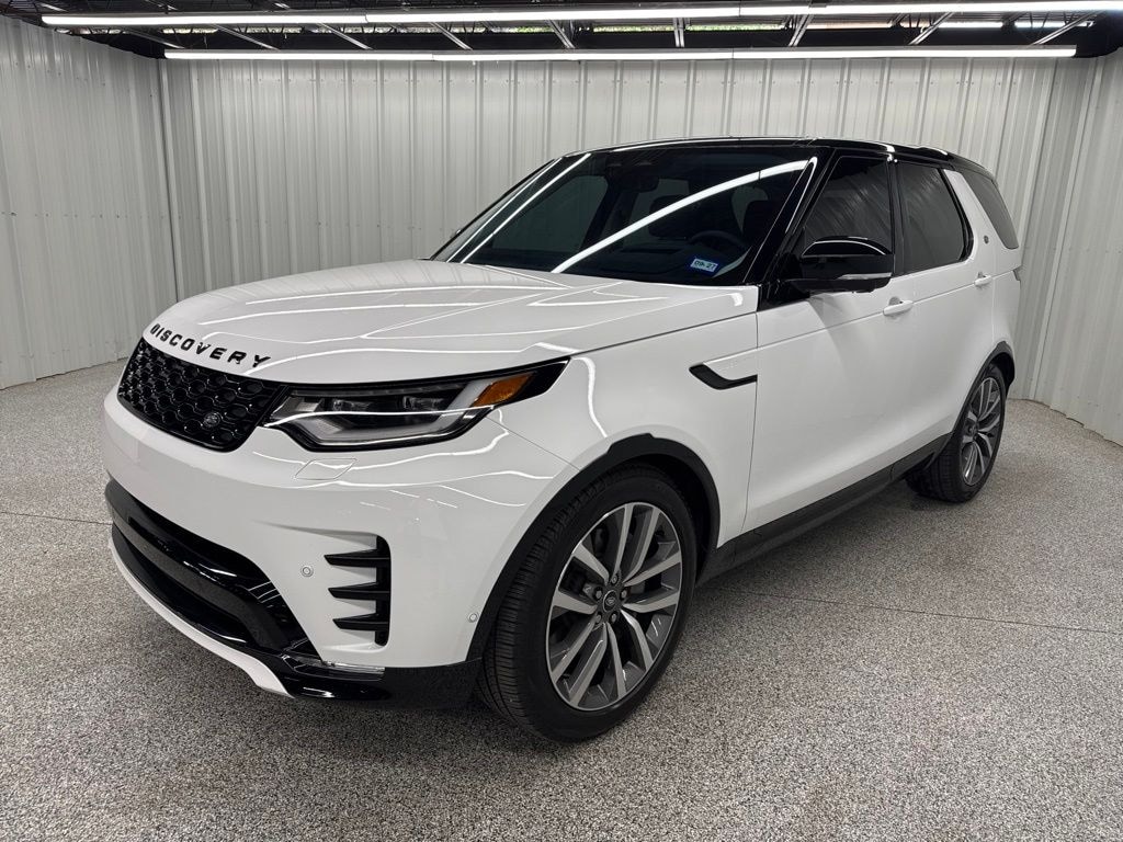 Used 2025 Land Rover Discovery Dynamic SE SUV