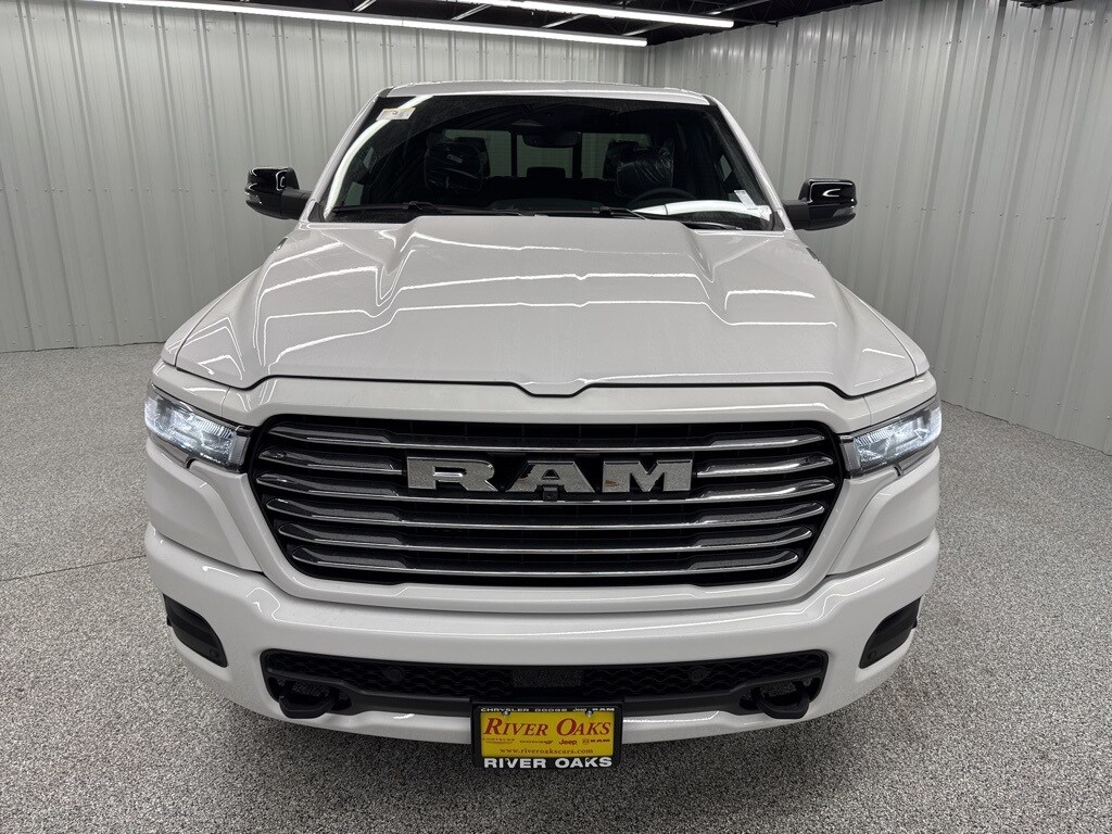 2025 Ram 1500 Laramie photo 2