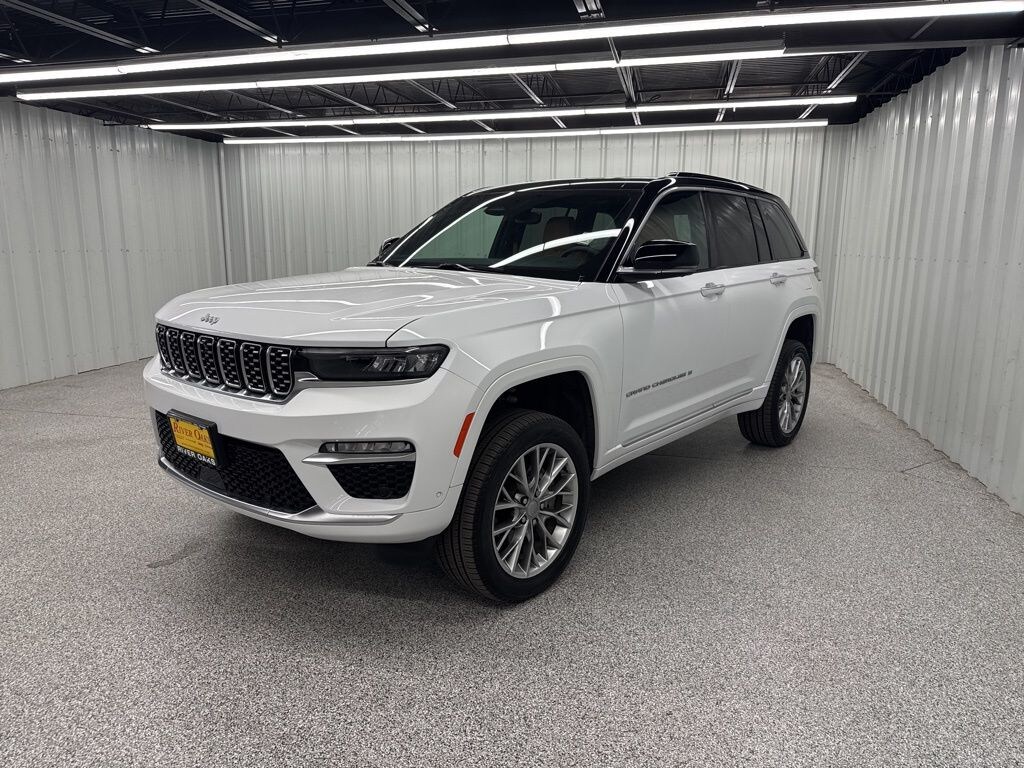 Used 2025 Jeep Grand Cherokee Summit SUV