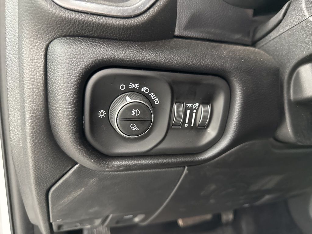 2026 RAM 2500 Laramie - Photo 16