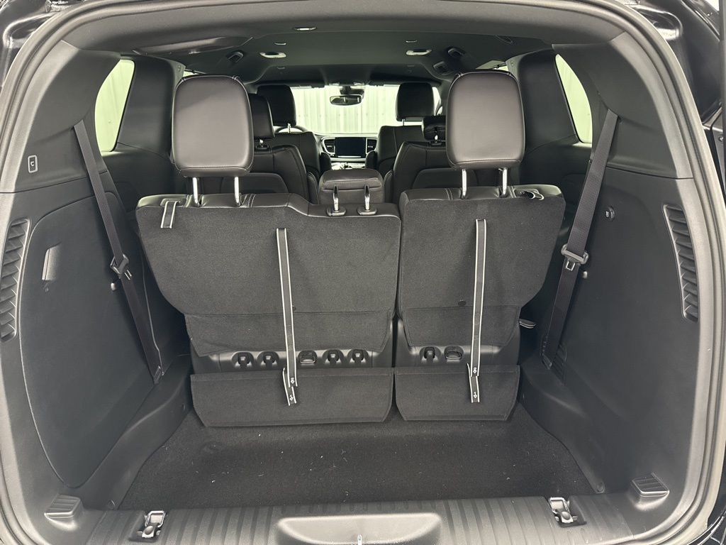 2026 Chrysler Pacifica Select - Photo 8